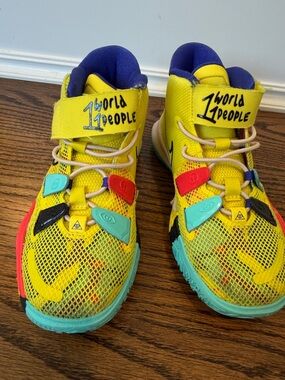 Nike Kids' Kyrie 7 Yellow Multicolor '1 World 1 People' Sneakers